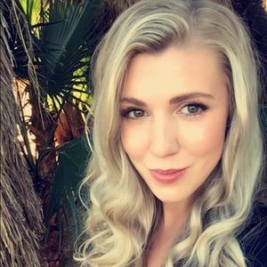 Meet your Posher, Sydney